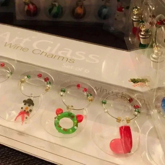 Art glass Christmas Wine Charms Set of 6 - Picture 2 of 4